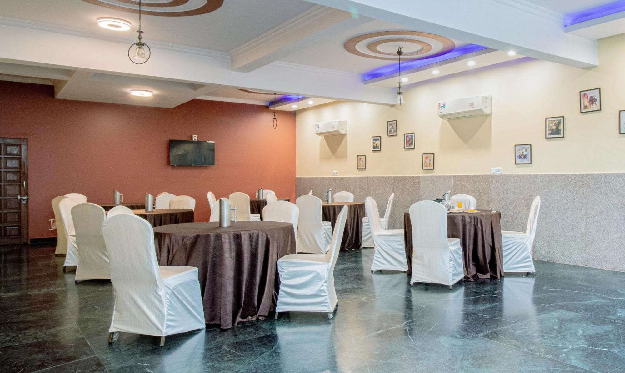 Hotel Treebo The Anchorage Malviya Nagar à Jaipur Extérieur photo